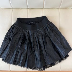 Guess faux  Black leather skirt with pleats and bottom black  lace